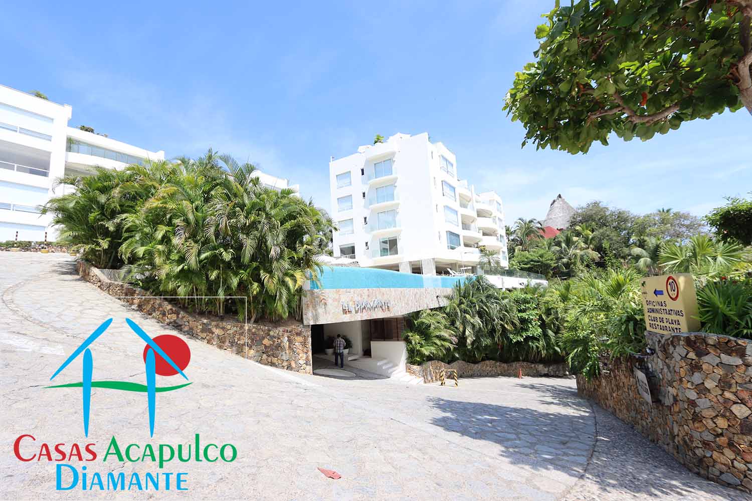 El Diamante - Fachada 1 El Diamante - Fachada 1