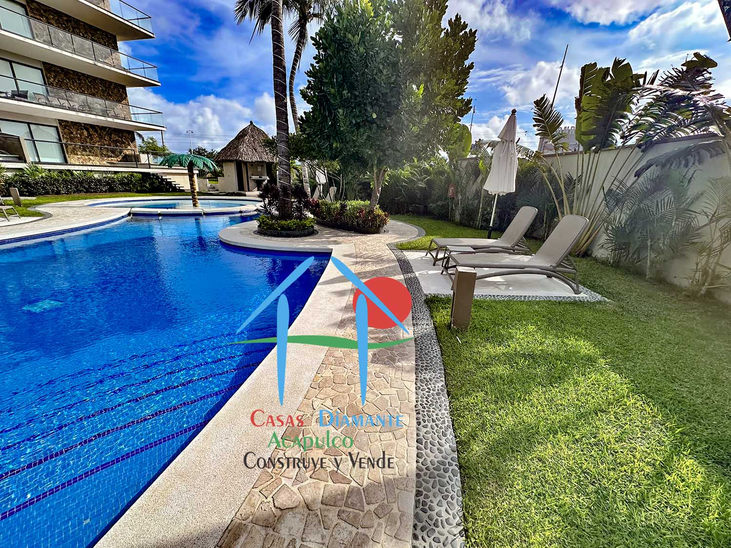 Olympia Residencial - Alberca 15