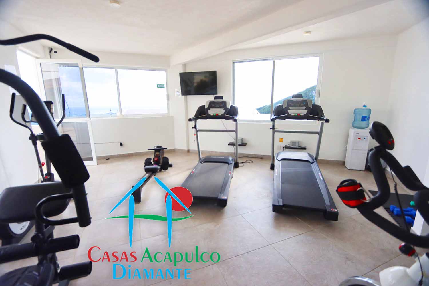 Blue Pichilingue - Gimnasio 4