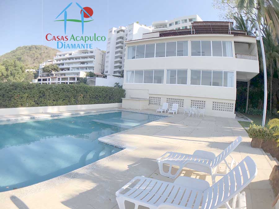 Bajareque - Fachada 1 Bajareque - Fachada 1