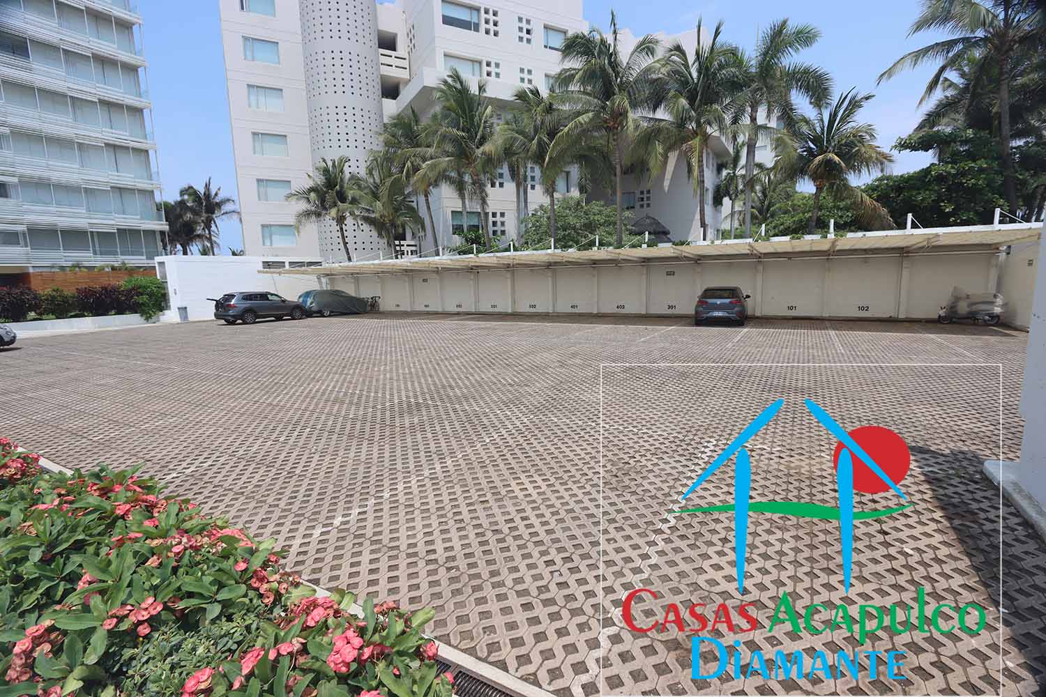 Costa Real - Estacionamiento 1 Costa Real - Estacionamiento 1