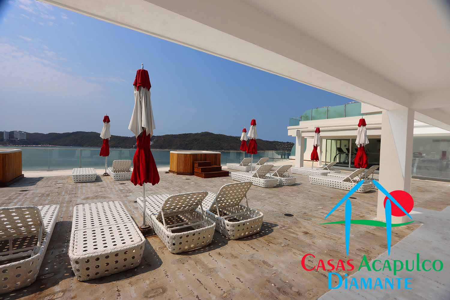 B Pichilingue - Roof 4 B Pichilingue - Roof 4