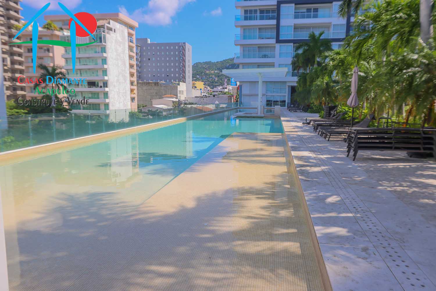 Armando´s Le Club - Alberca 7