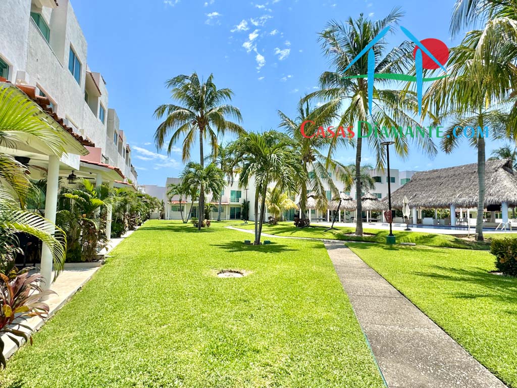 Villas Velato - Jardines 1