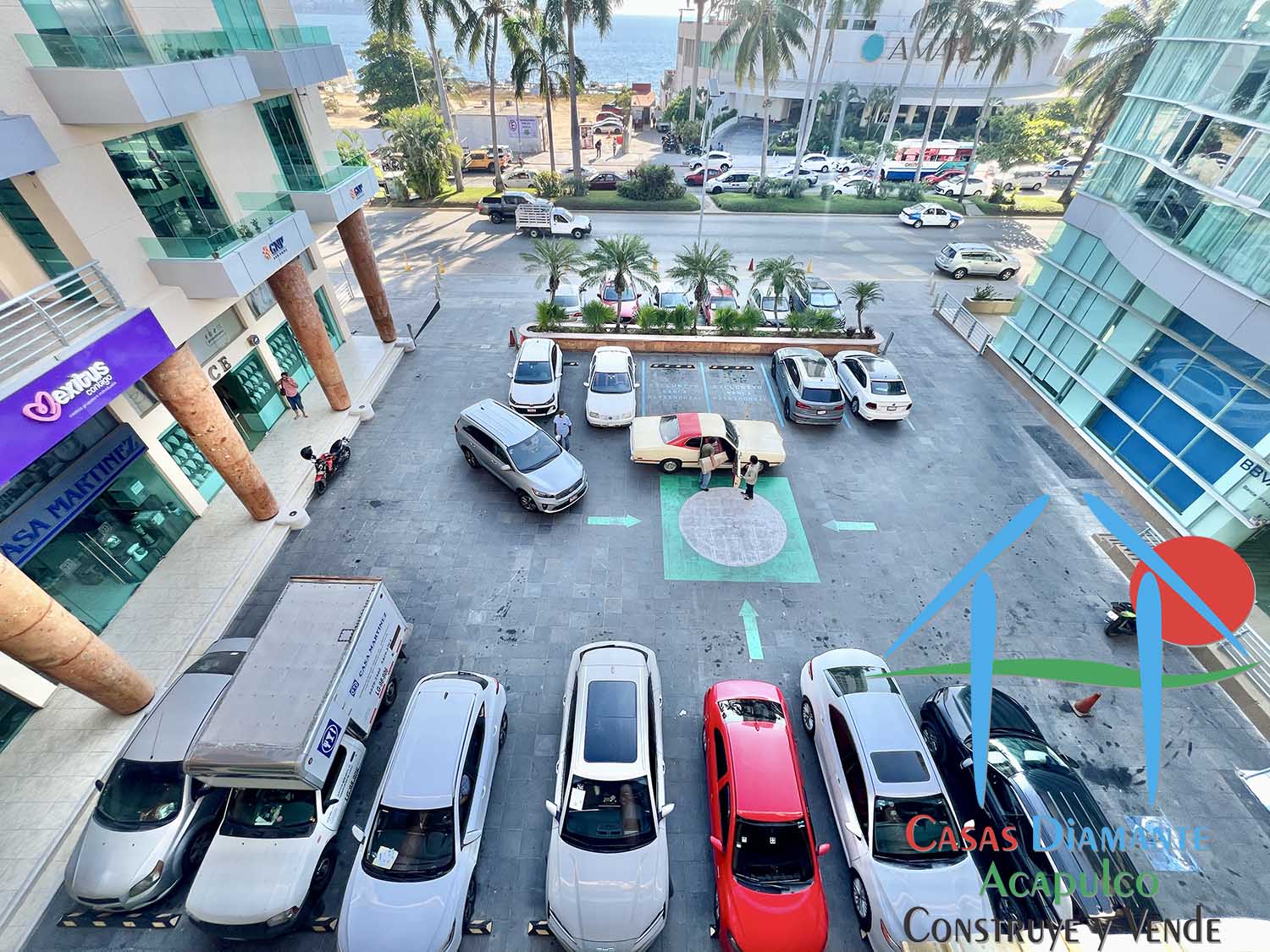 Plaza Arrecife - Estacionamiento 2