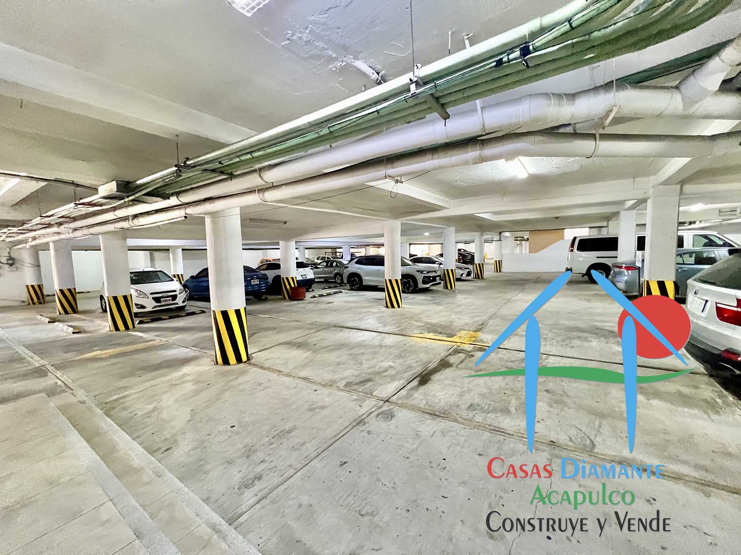 Plaza Arrecife - Estacionamiento 4