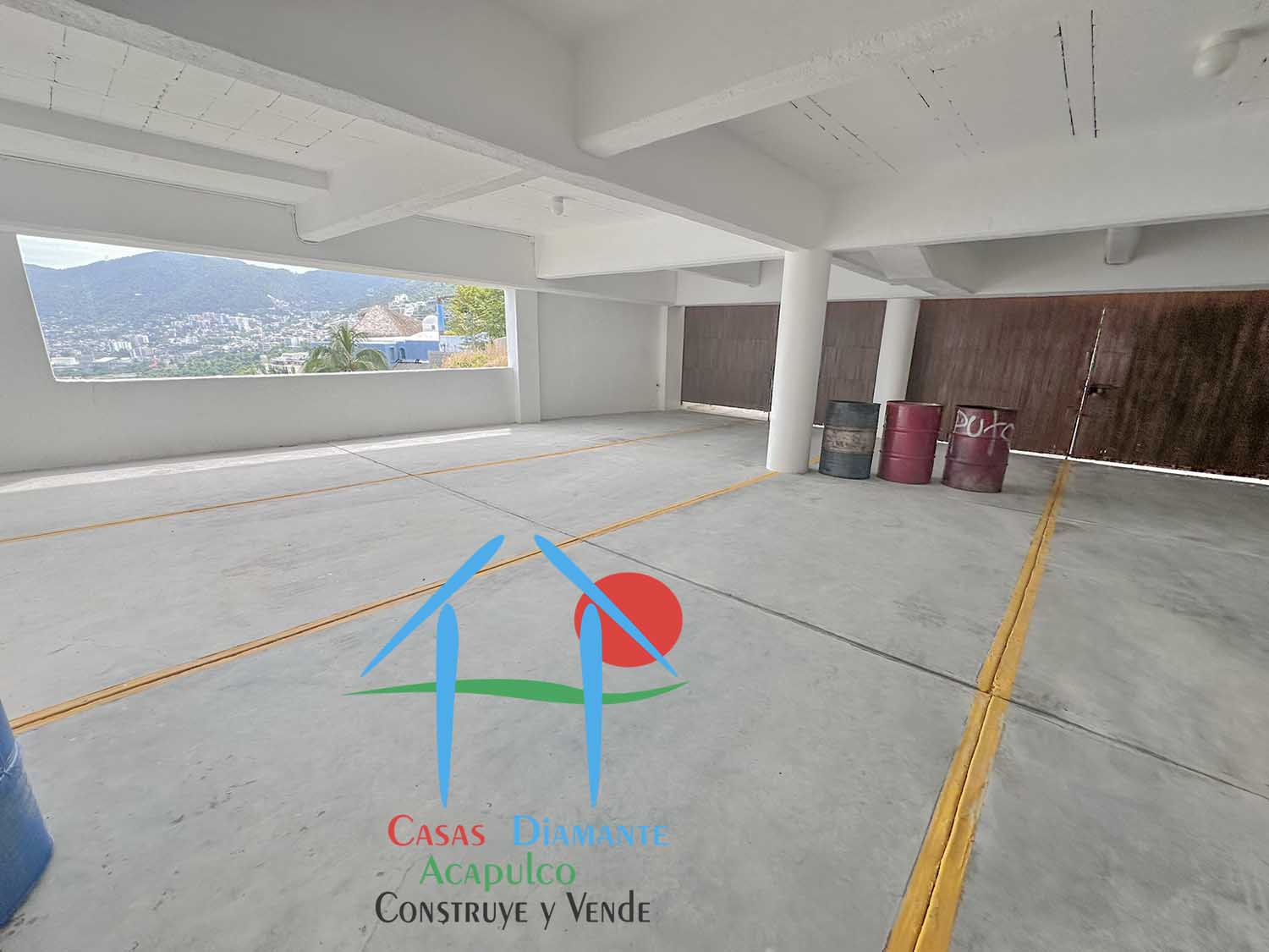 Condominio Carey 75 - Estacionamiento 2