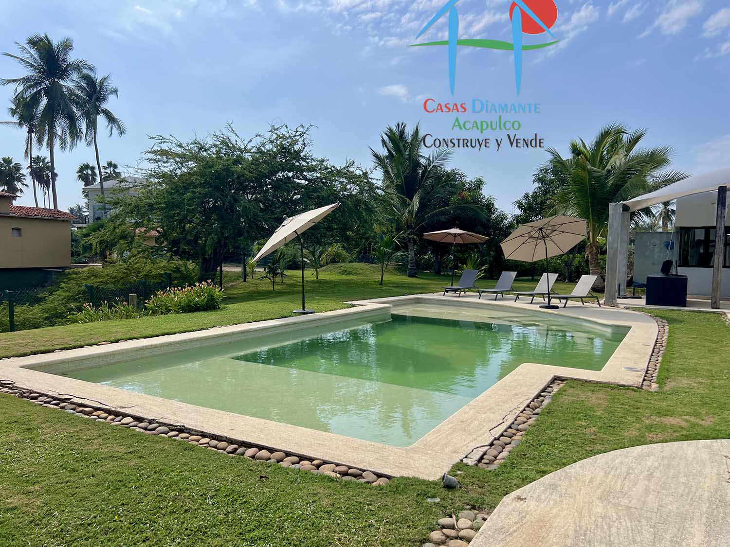 Dolce Vita - Alberca 17