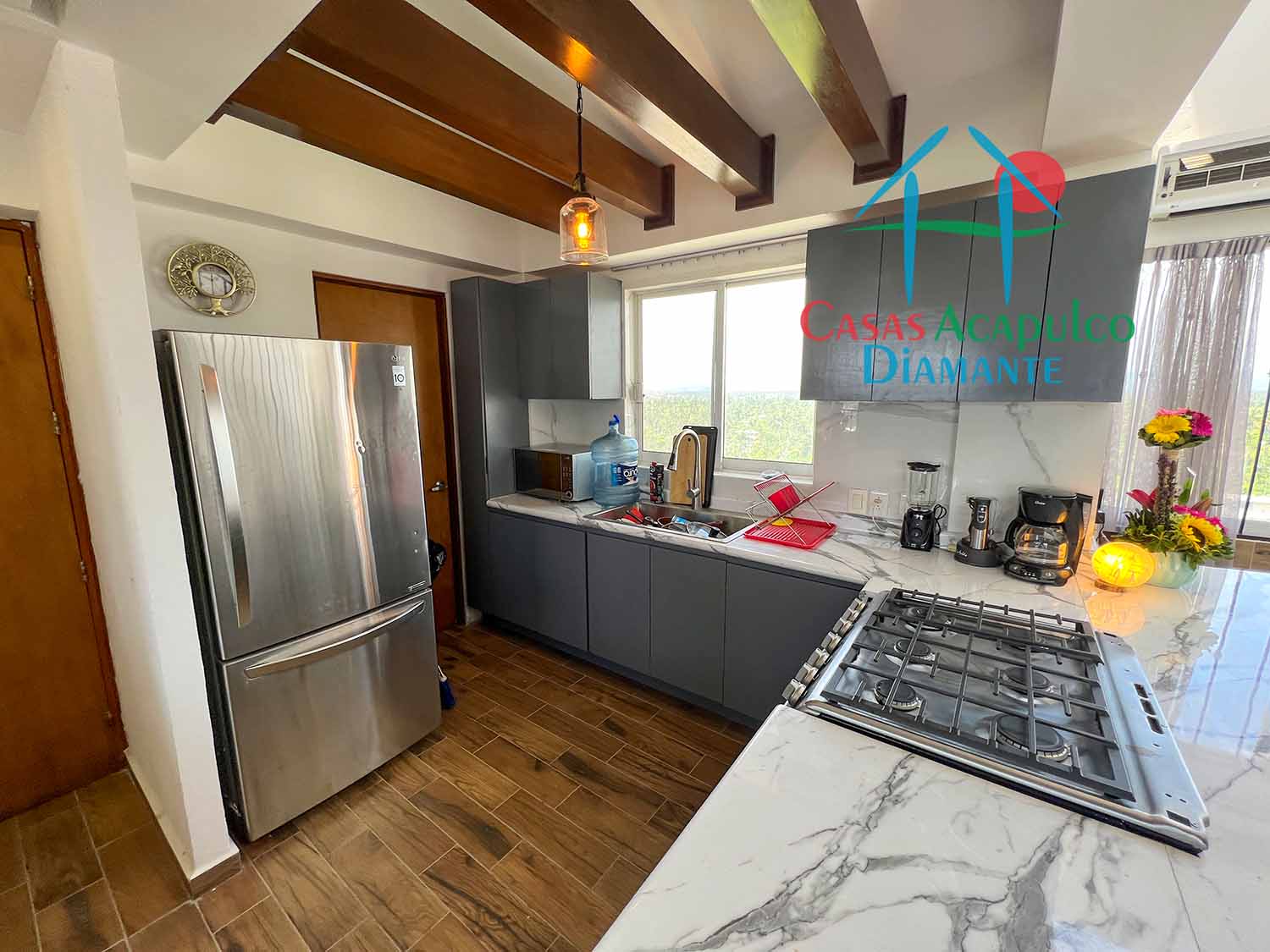 Ocean Crest PH 2 - Cocina 1 Ocean Crest PH 2 - Cocina 1