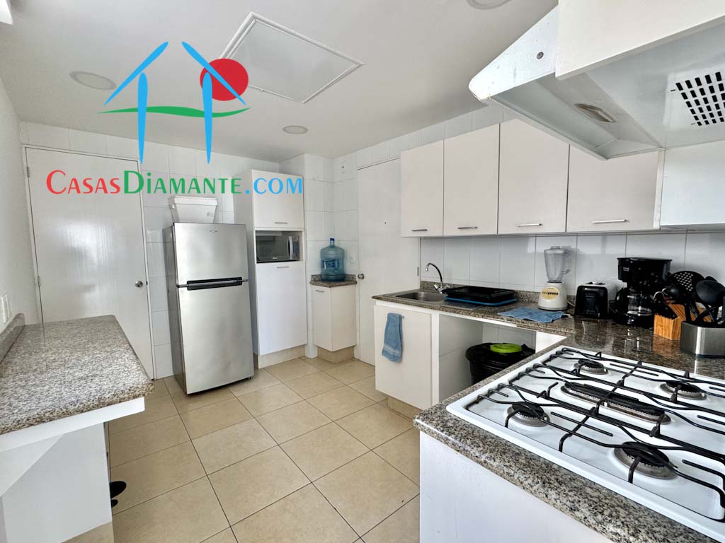 Acqualina Skylife Sur 501 - Cocina 1 Acqualina Skylife Sur 501 - Cocina 1
