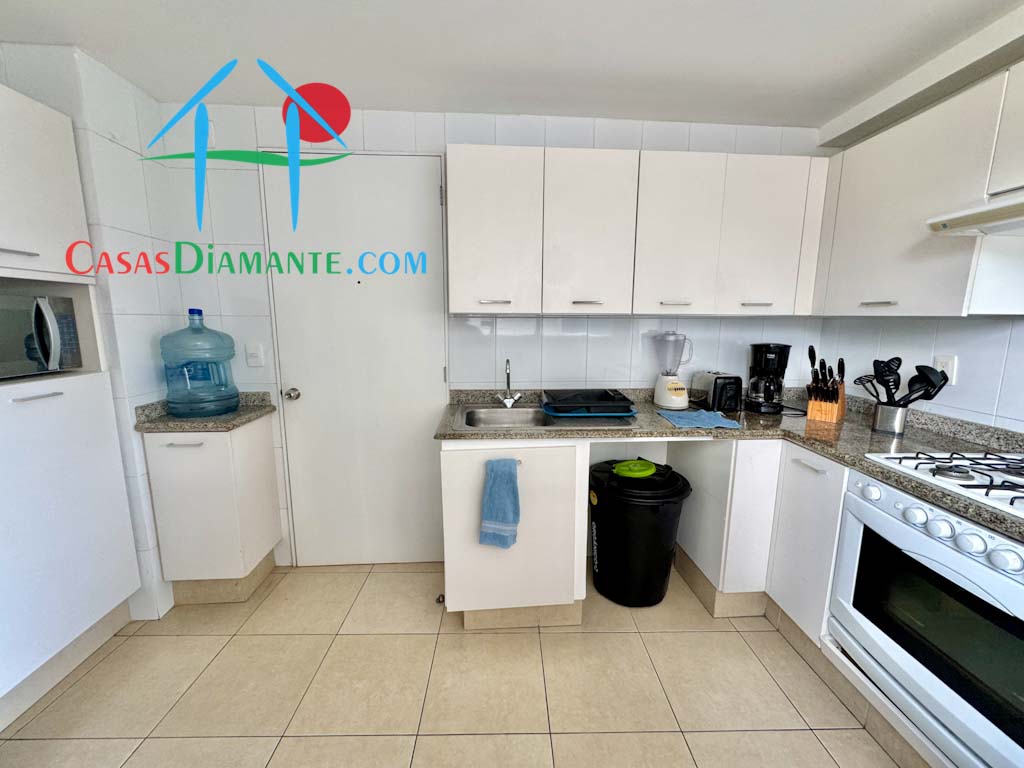 Acqualina Skylife Sur 501 - Cocina 2 Acqualina Skylife Sur 501 - Cocina 2