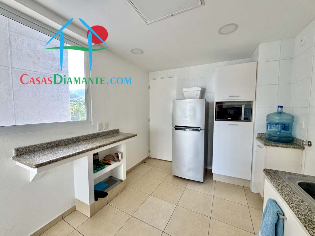 Acqualina Skylife Sur 501 - Cocina 5 Acqualina Skylife Sur 501 - Cocina 5