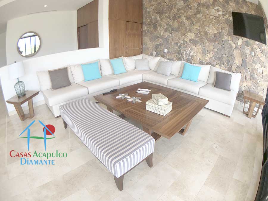 Delta 8 - Estancia 5 Delta 8 - Estancia 5