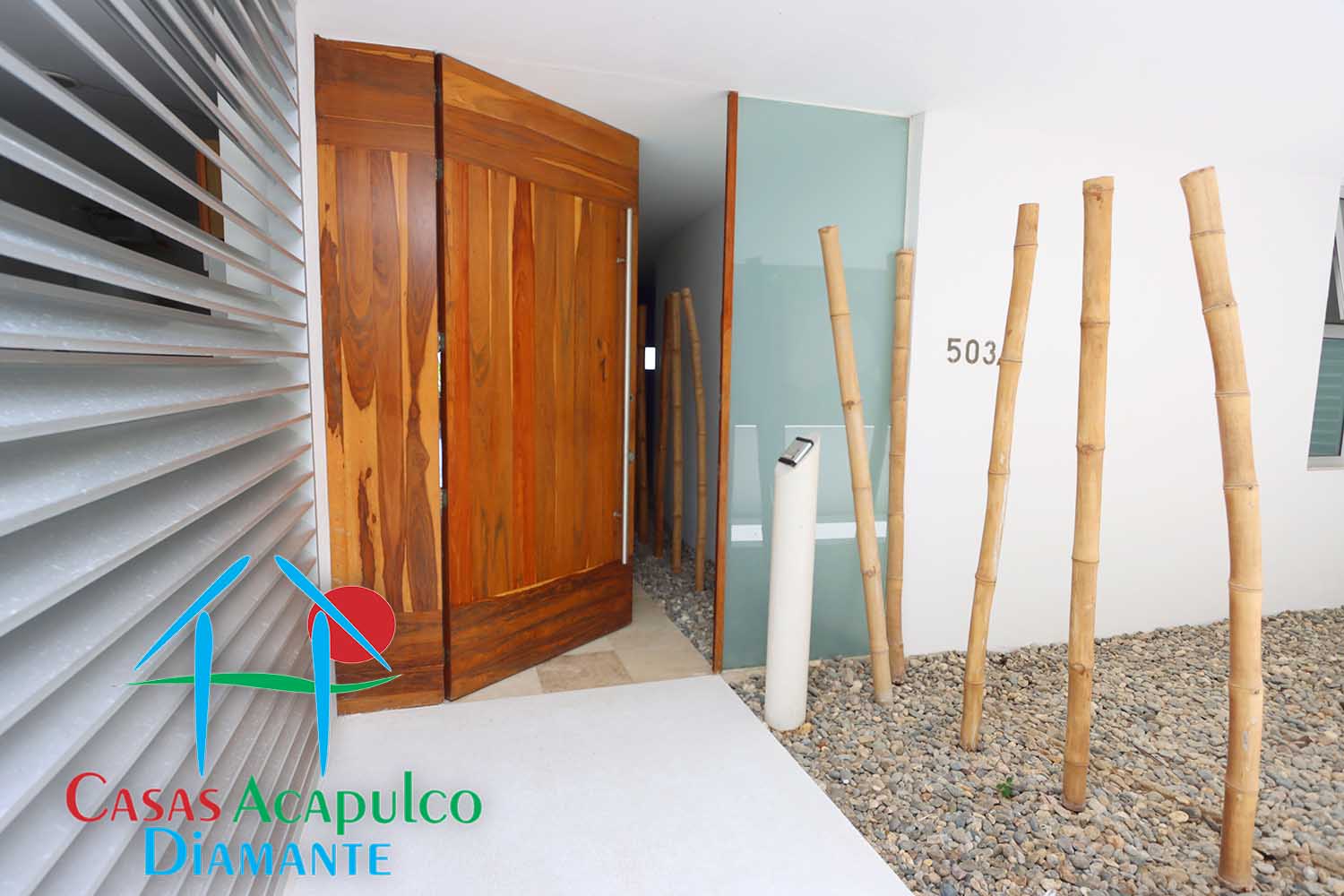 EOS 503 - Vestíbulo 1