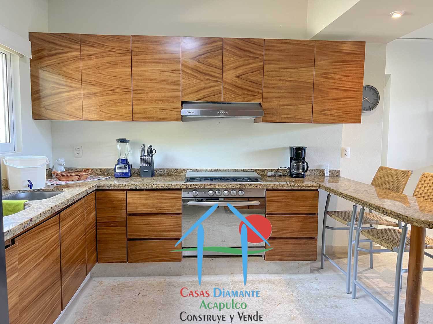 Pacífico Diamante Quilla GH 2 - Cocina 3