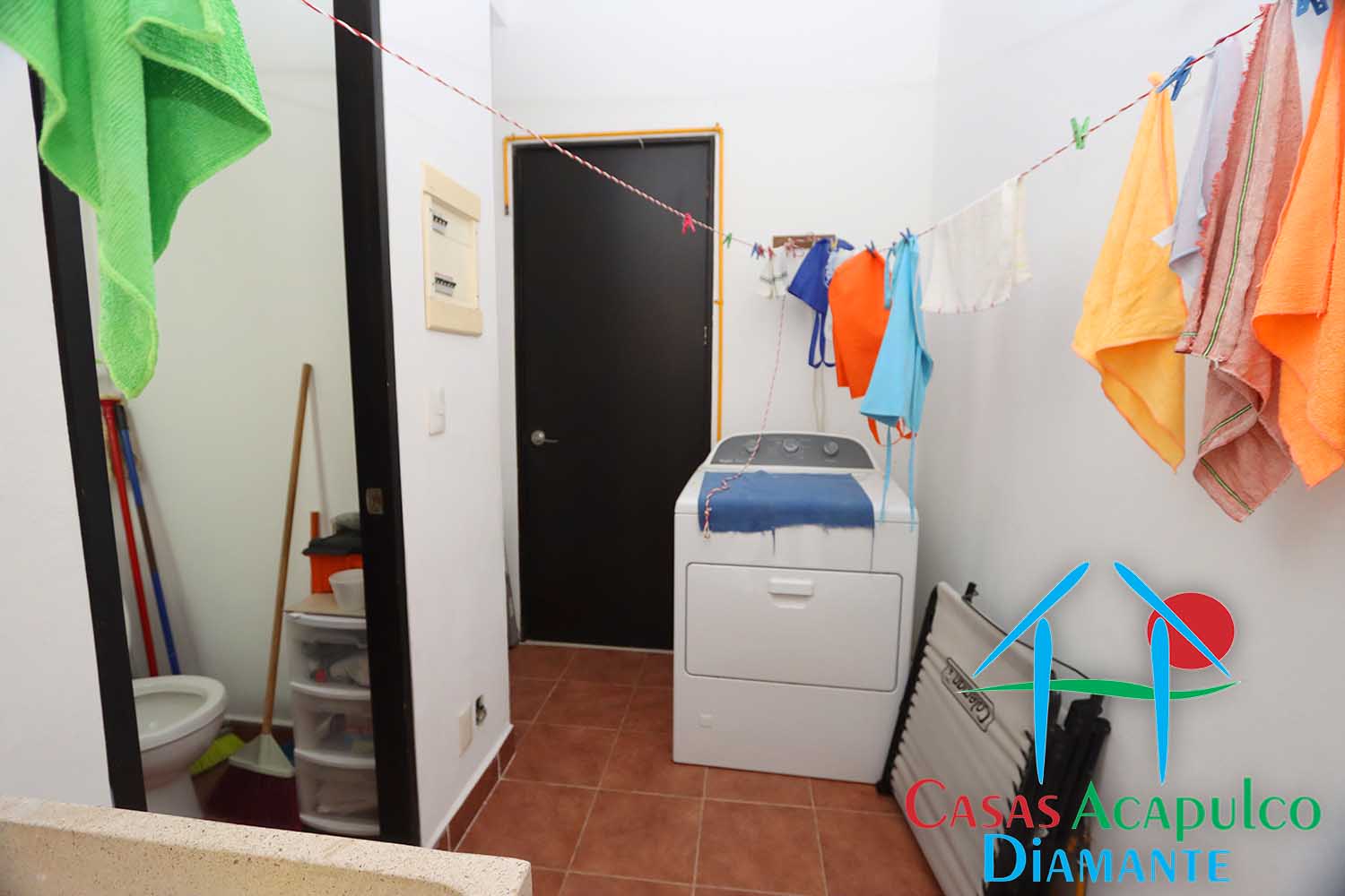 Laguna Cielo 303 - Lavanderia 1