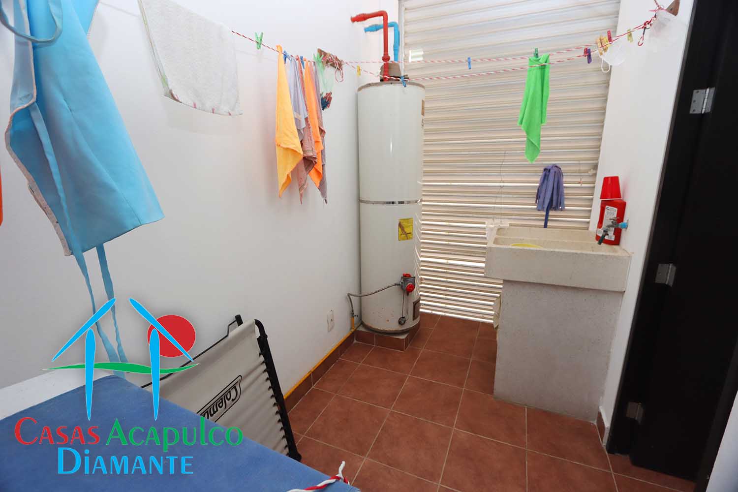 Laguna Cielo 303 - Lavanderia 2