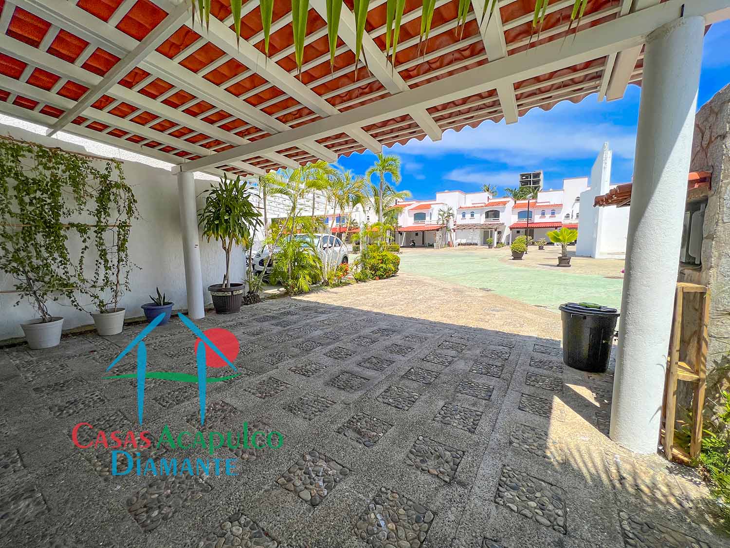 Villas Playa Diamante 81 - Estacionamiento 1