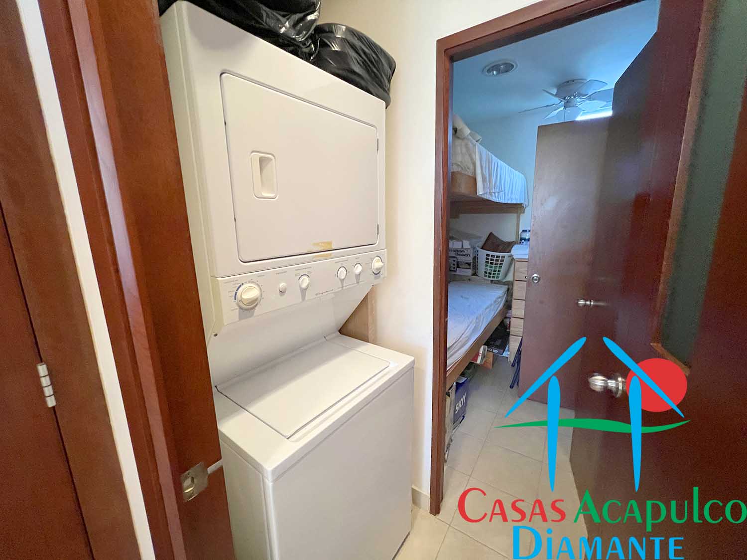 Mayan Lakes View 4 101 - Lavandería 1