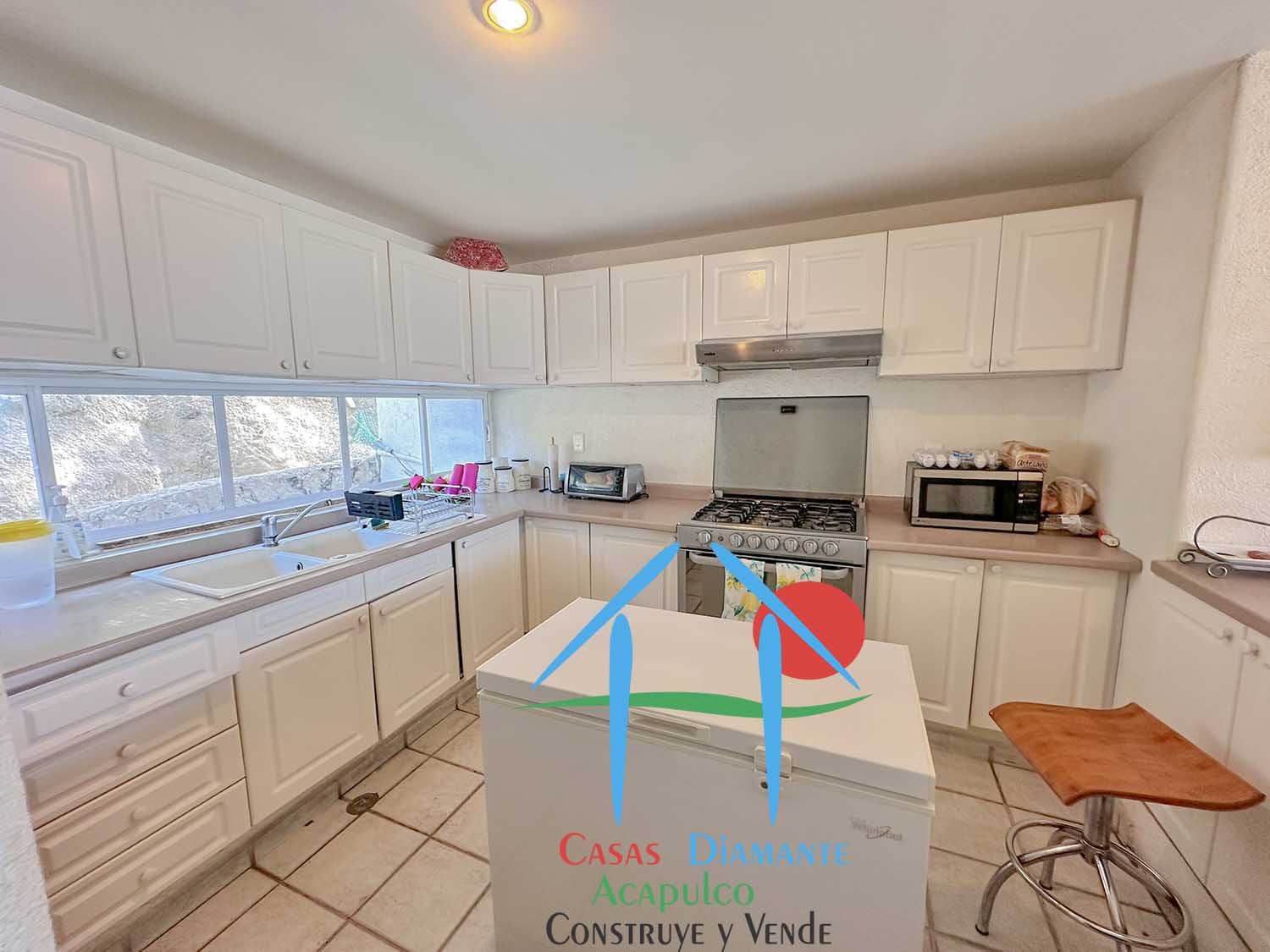Brisas Diamante T3 135 - Cocina 1
