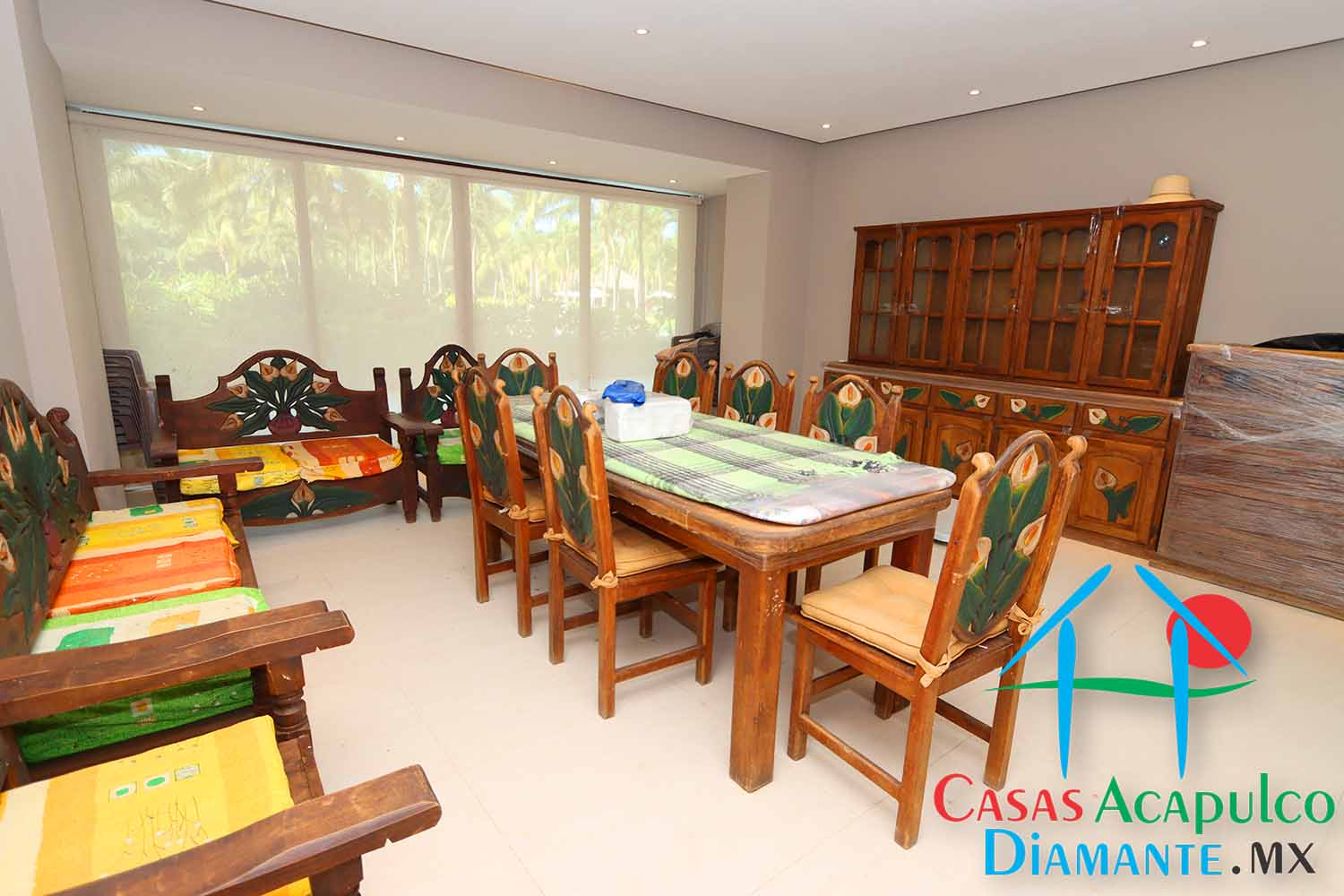 La Isla Emerald GH L1