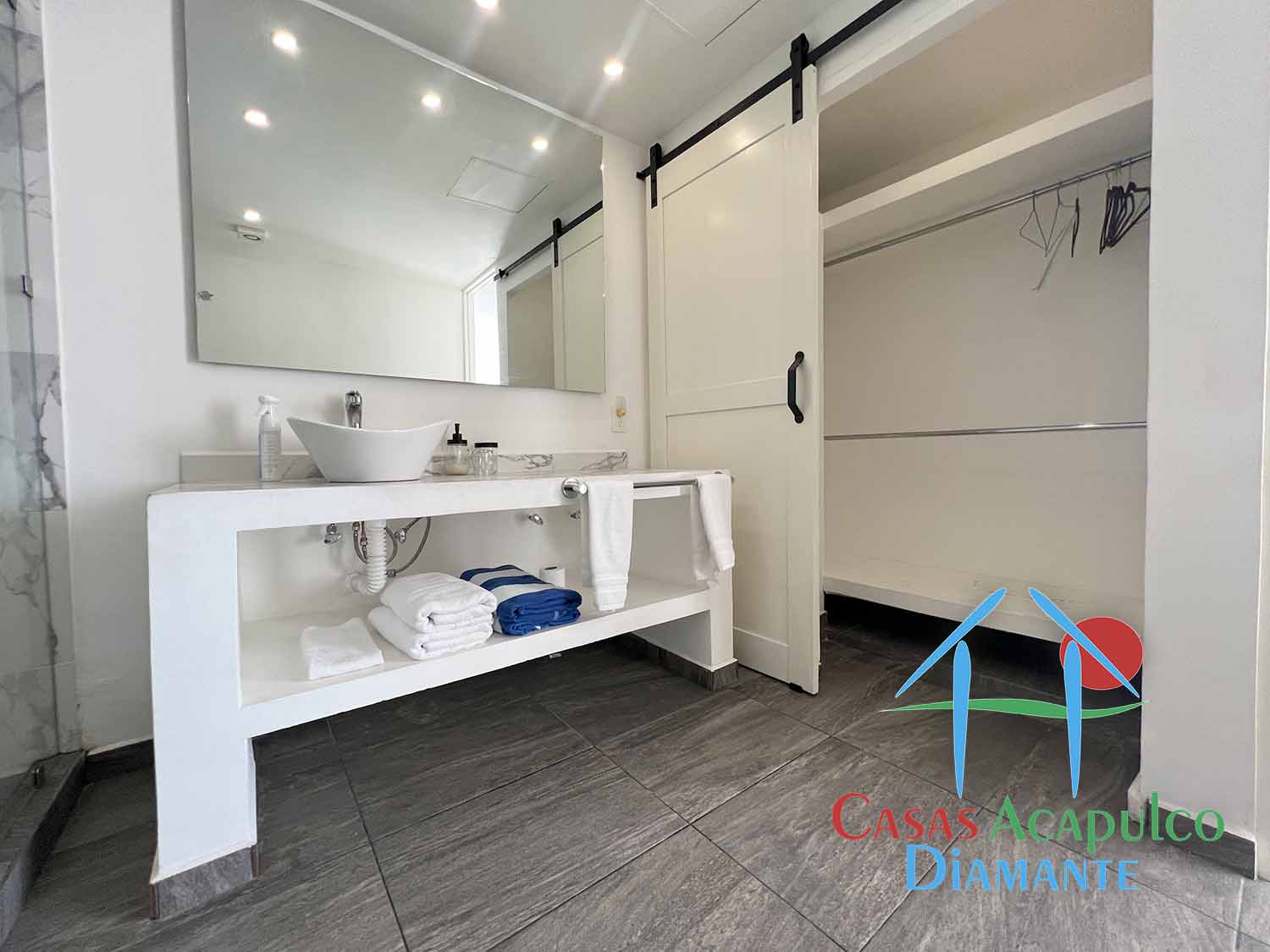 Brisas Diamante suite 43 - Baño 4