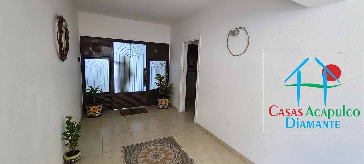 Punta Pichilingue J2 - Vestíbulo 1