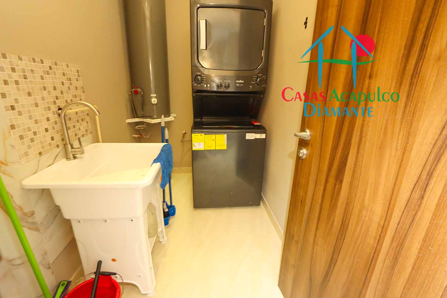 La Isla Emerald J5 - Lavandería 2