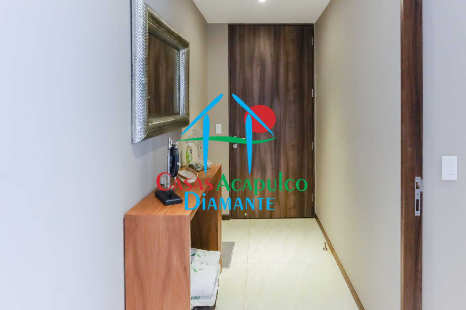 La Isla Emerald J8 - Vestíbulo 1