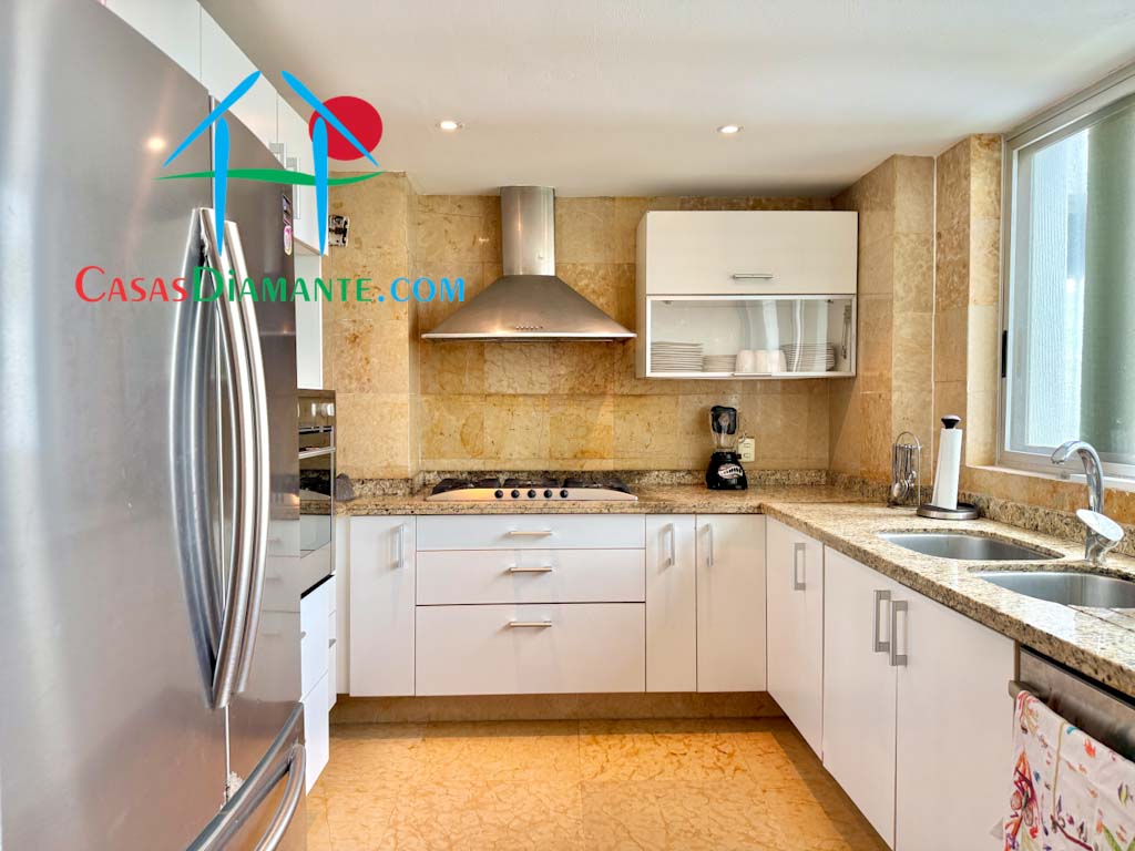 Club Playamar I T4 PH 1 - Cocina 2