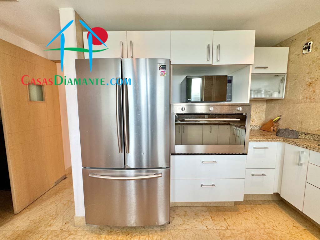 Club Playamar I T4 PH 1 - Cocina 3