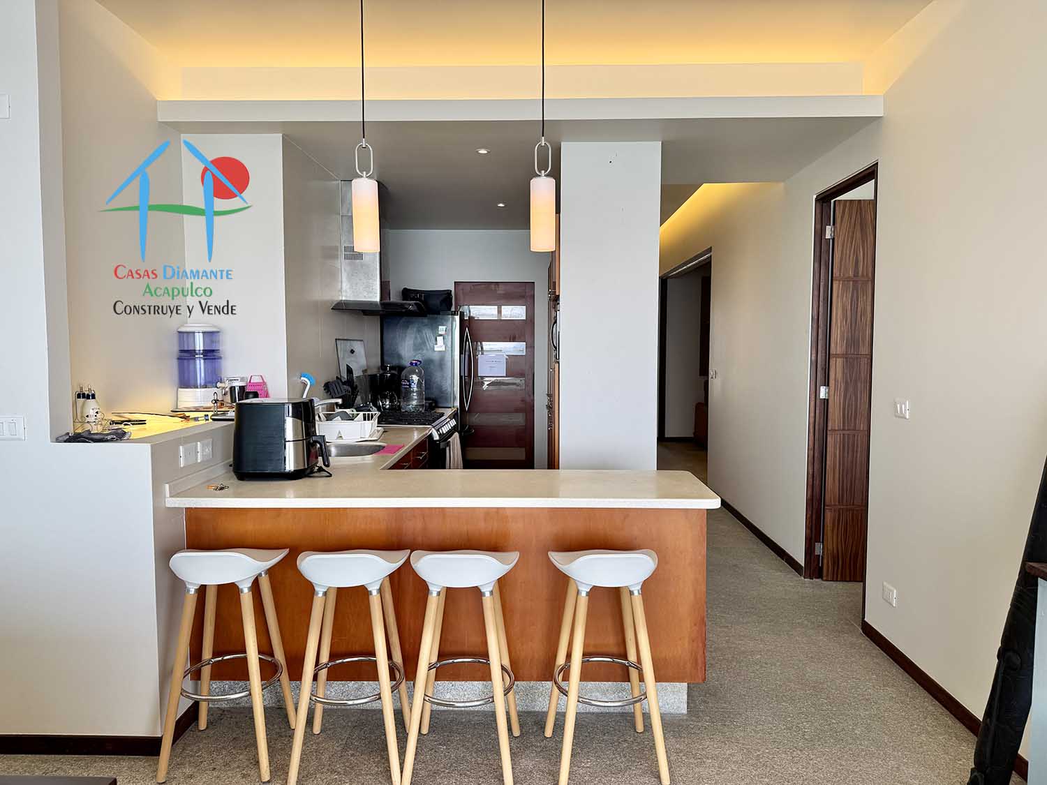 Ocean Front 802 - Cocina 1