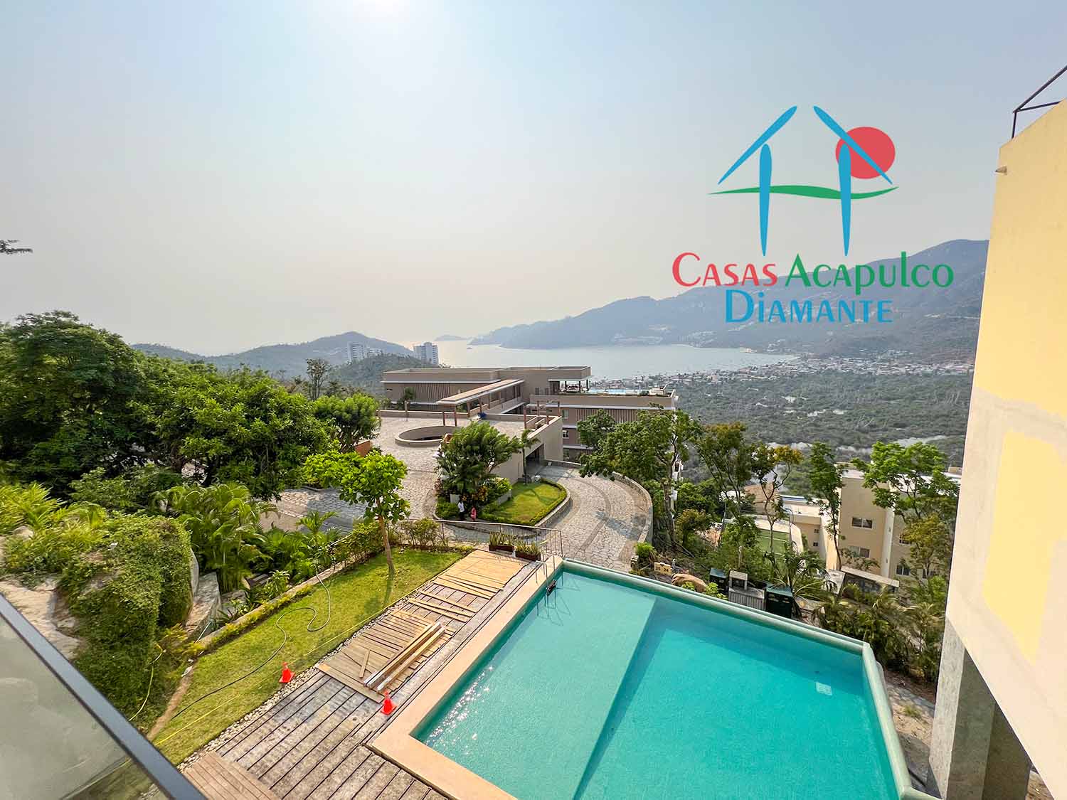 La Joya Residencial 4 - Terraza 15 La Joya Residencial 4 - Terraza 15