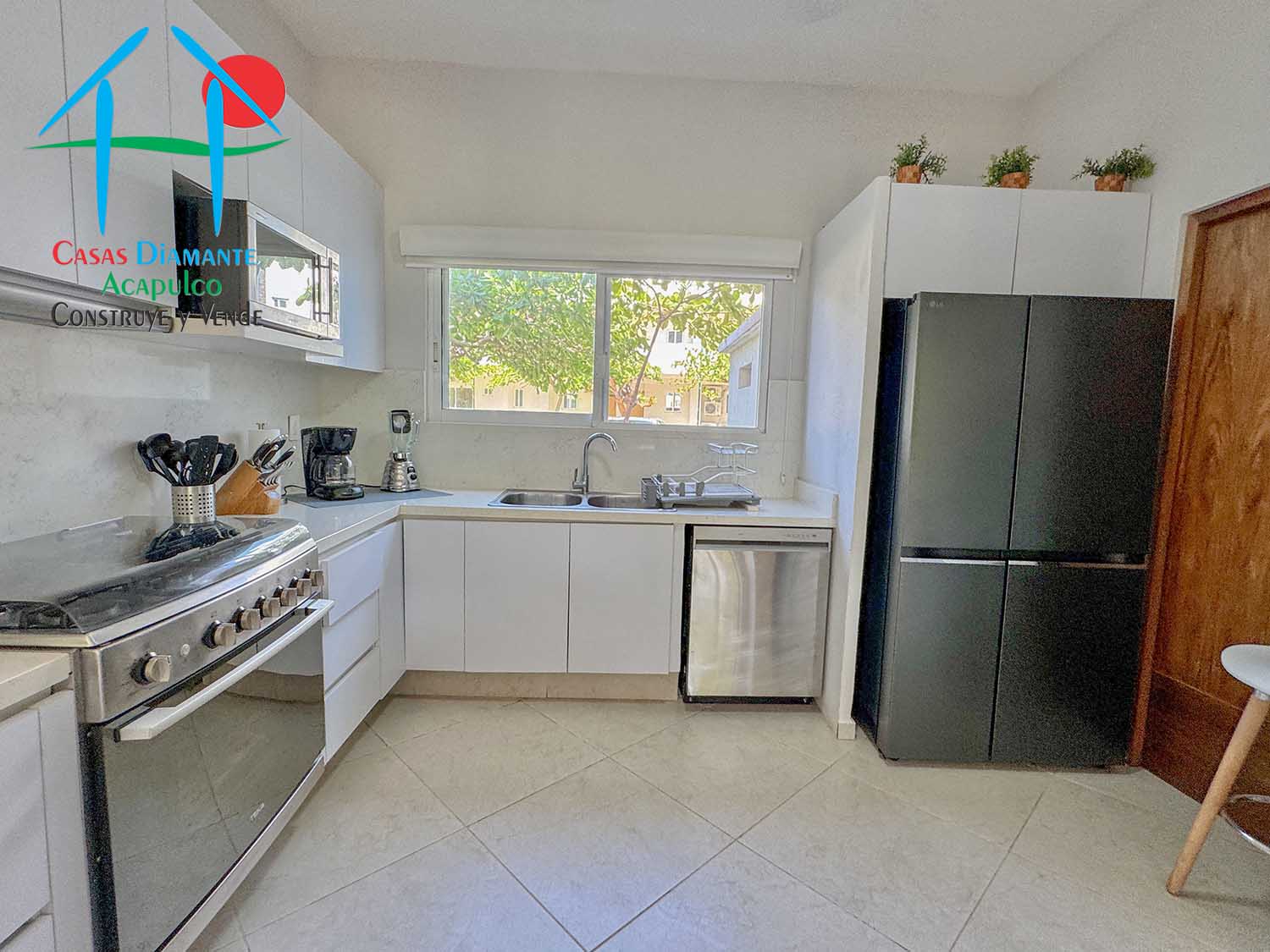 Pacífico Diamante Amura GH 1 - Cocina 2