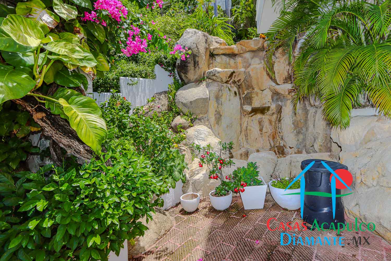 Villa Melgar - Estacionamiento 5