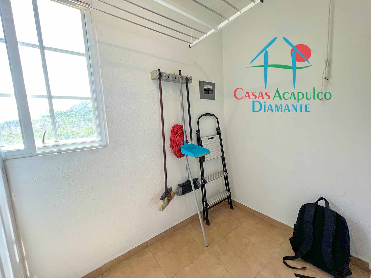 Diamante Lakes Zafiro 232 - Lavandería 1