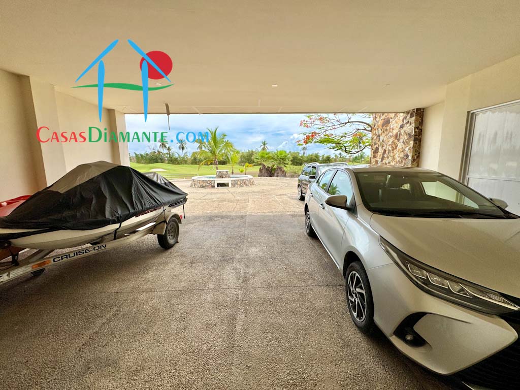 Villa Alfonso - Estacionamiento 1