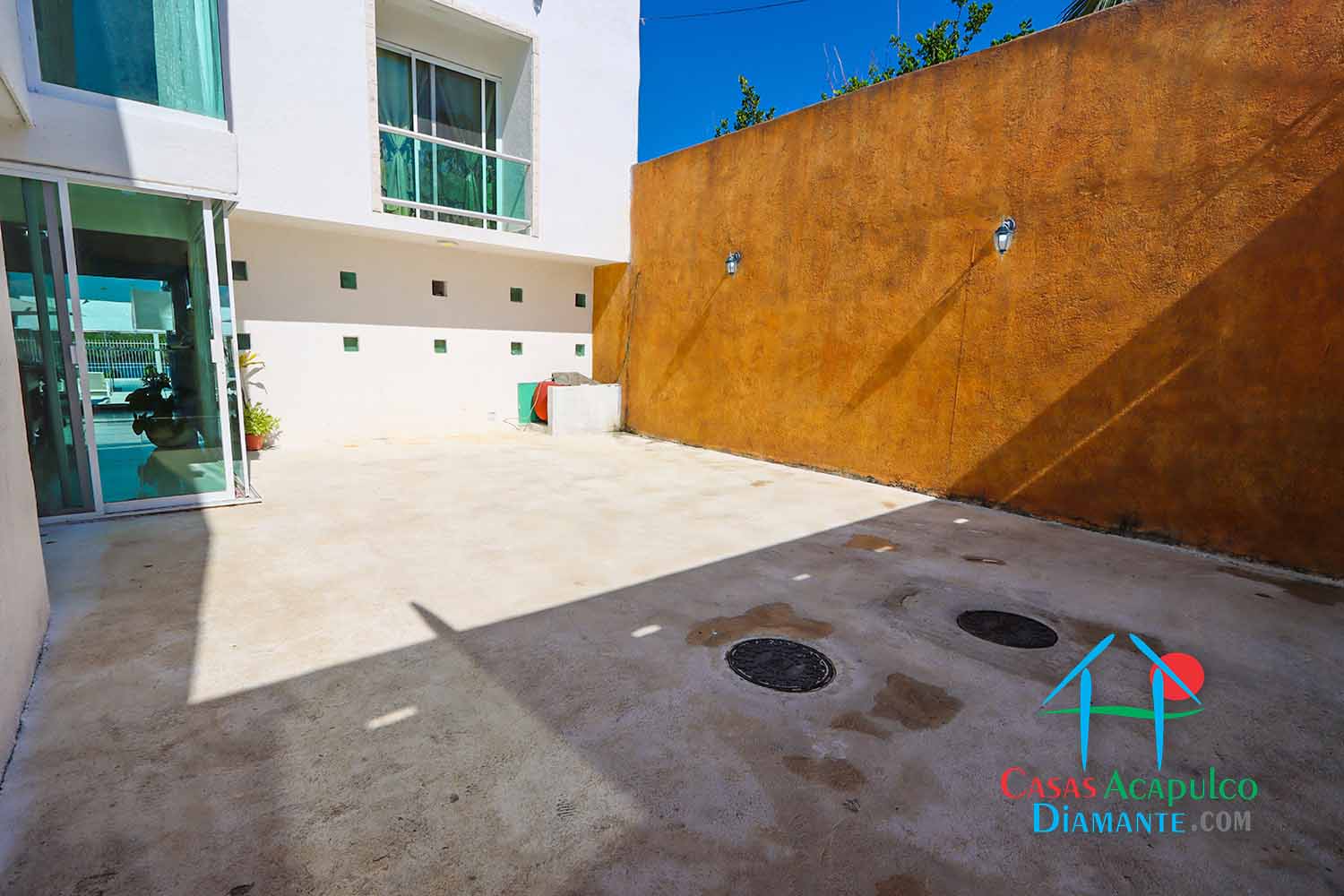 Casa Blanca Playa Encantada - Estacionamiento 1 Casa Blanca Playa Encantada - Estacionamiento 1