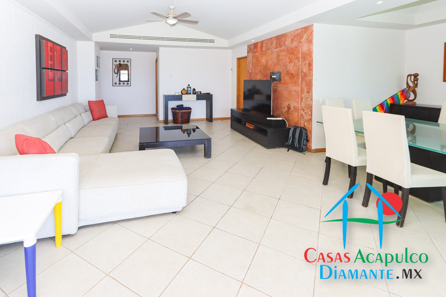 Maralago E 402 - Estancia 2