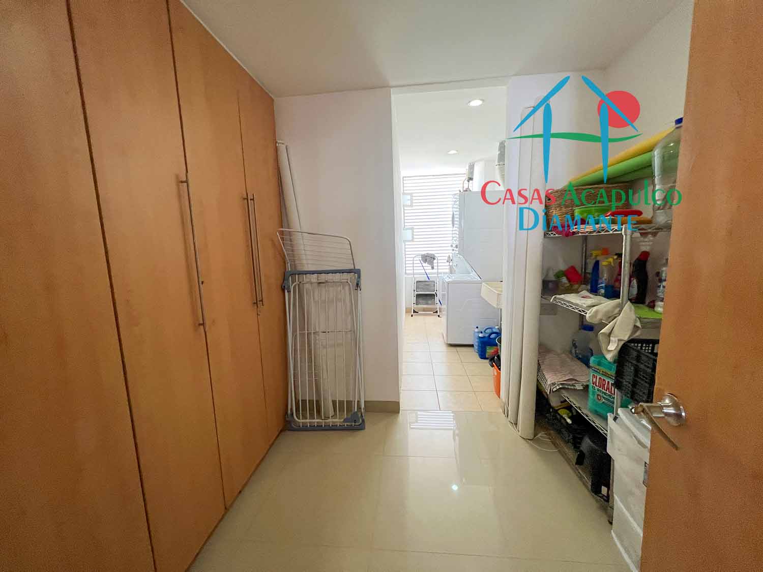 Solar Villas Resort 3 201 - Lavandería 1