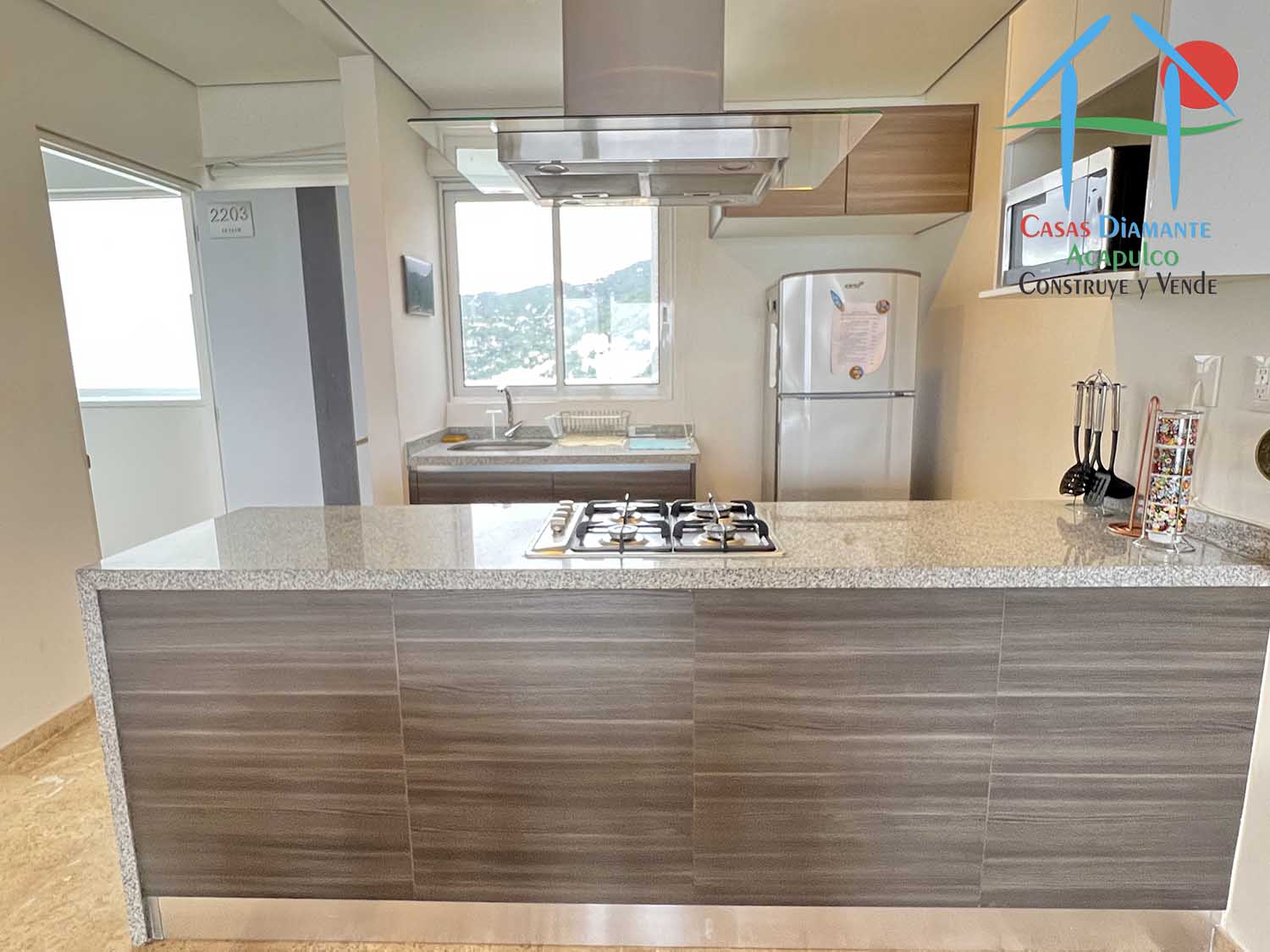 Armando's Le Club B 2203 - Cocina 1