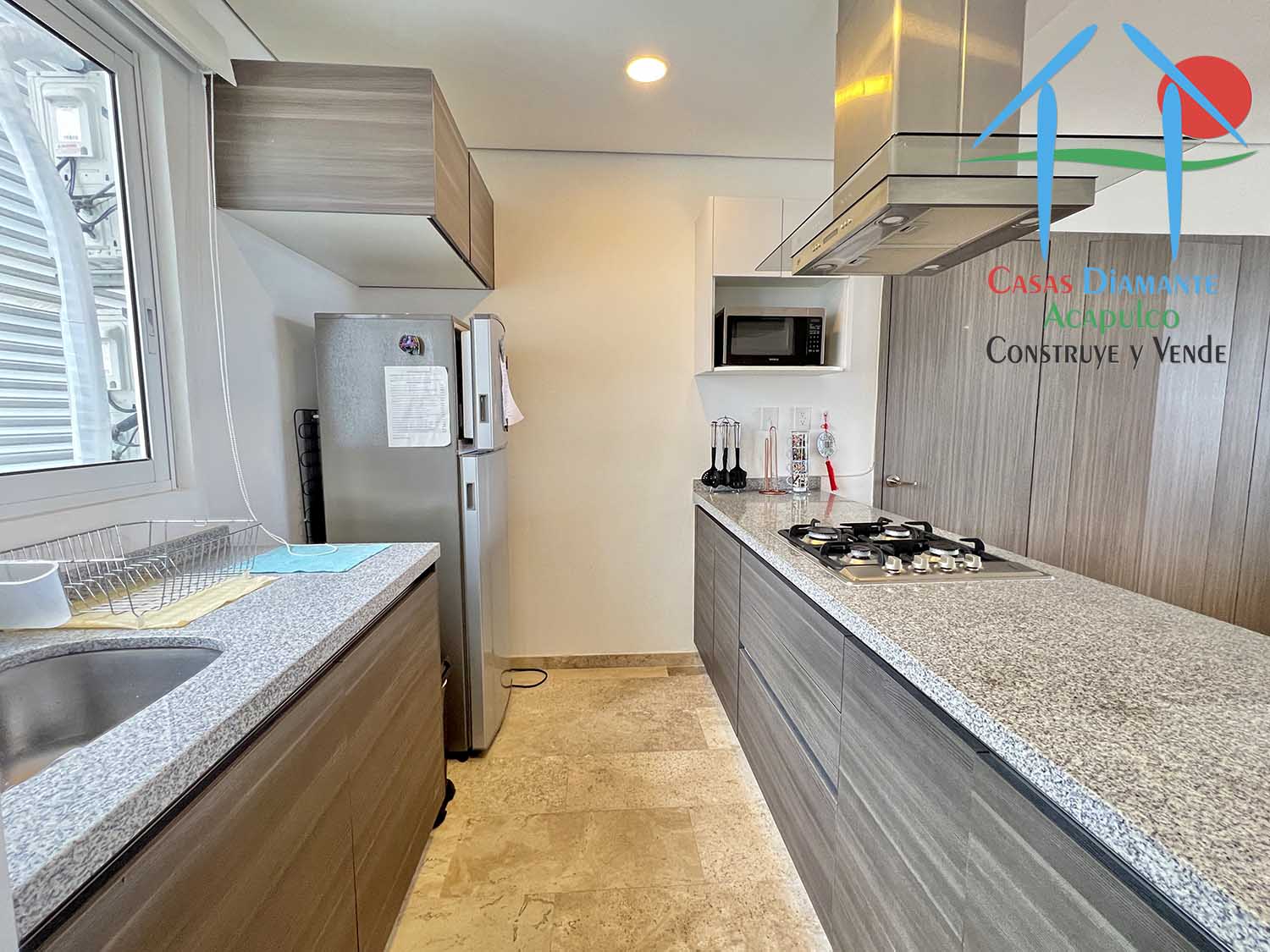 Armando's Le Club B 2203 - Cocina 3