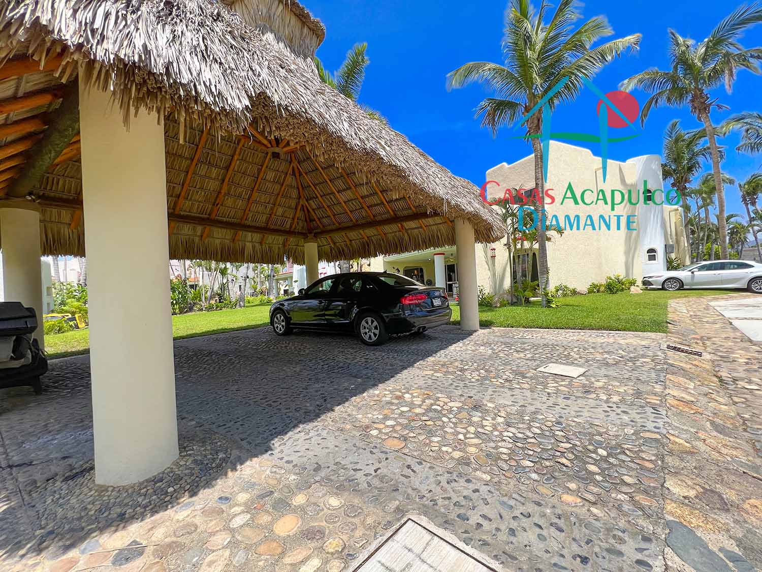 Son Vida Barbados 3 - Estacionamiento 2 Son Vida Barbados 3 - Estacionamiento 2