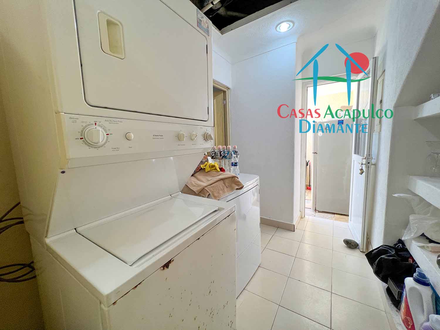 Son Vida Barbados 3 - Lavandería 1