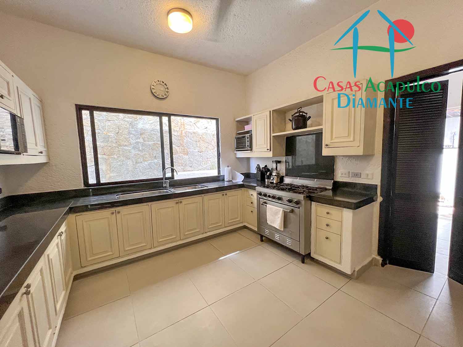 Casa Suriana - Cocina 6