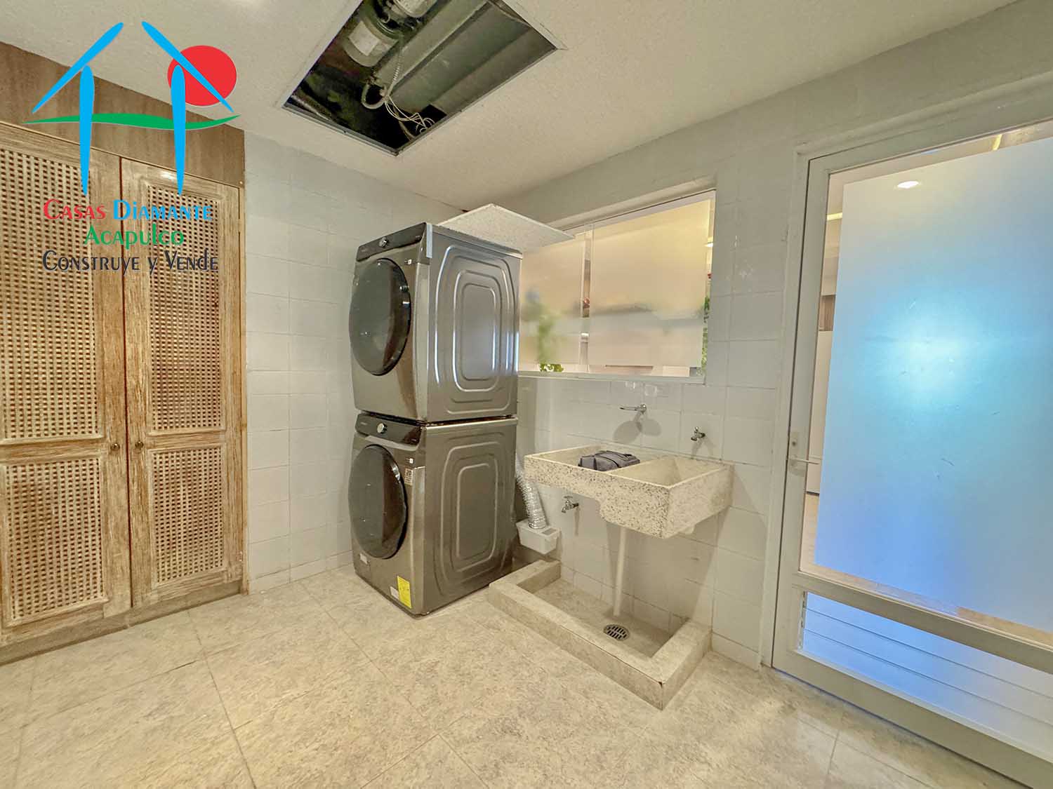 Polinesia Residences 401 - Lavandería 1