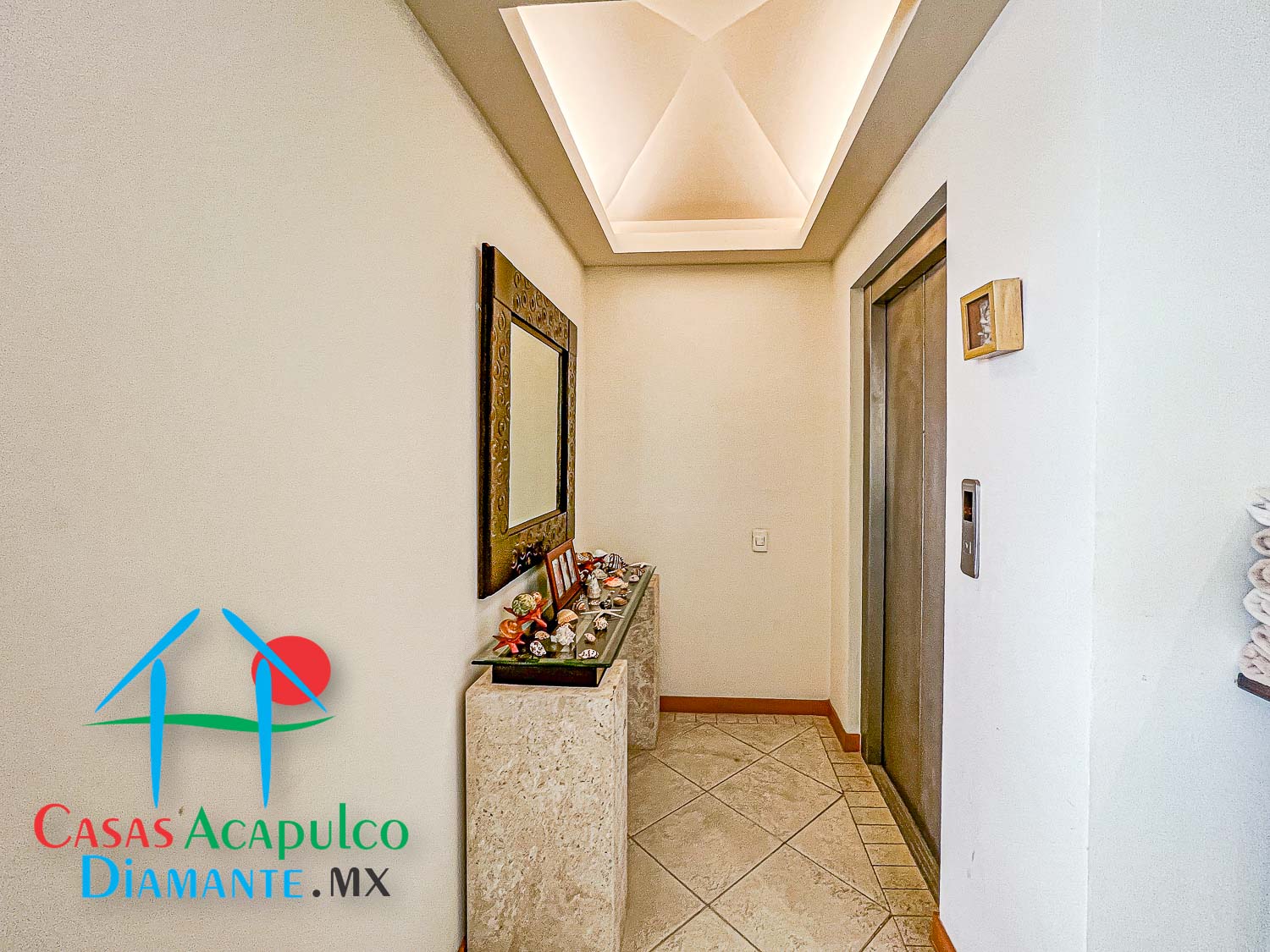 Las Olas H8 - Vestíbulo 1