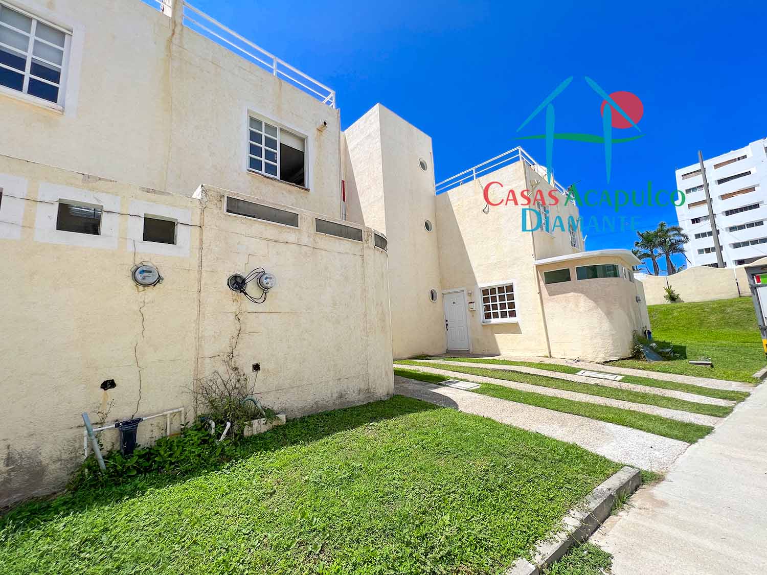 Puente del Mar Crystal 1 Casa 23 - Estacionamiento 1 Puente del Mar Crystal 1 Casa 23 - Estacionamiento 1