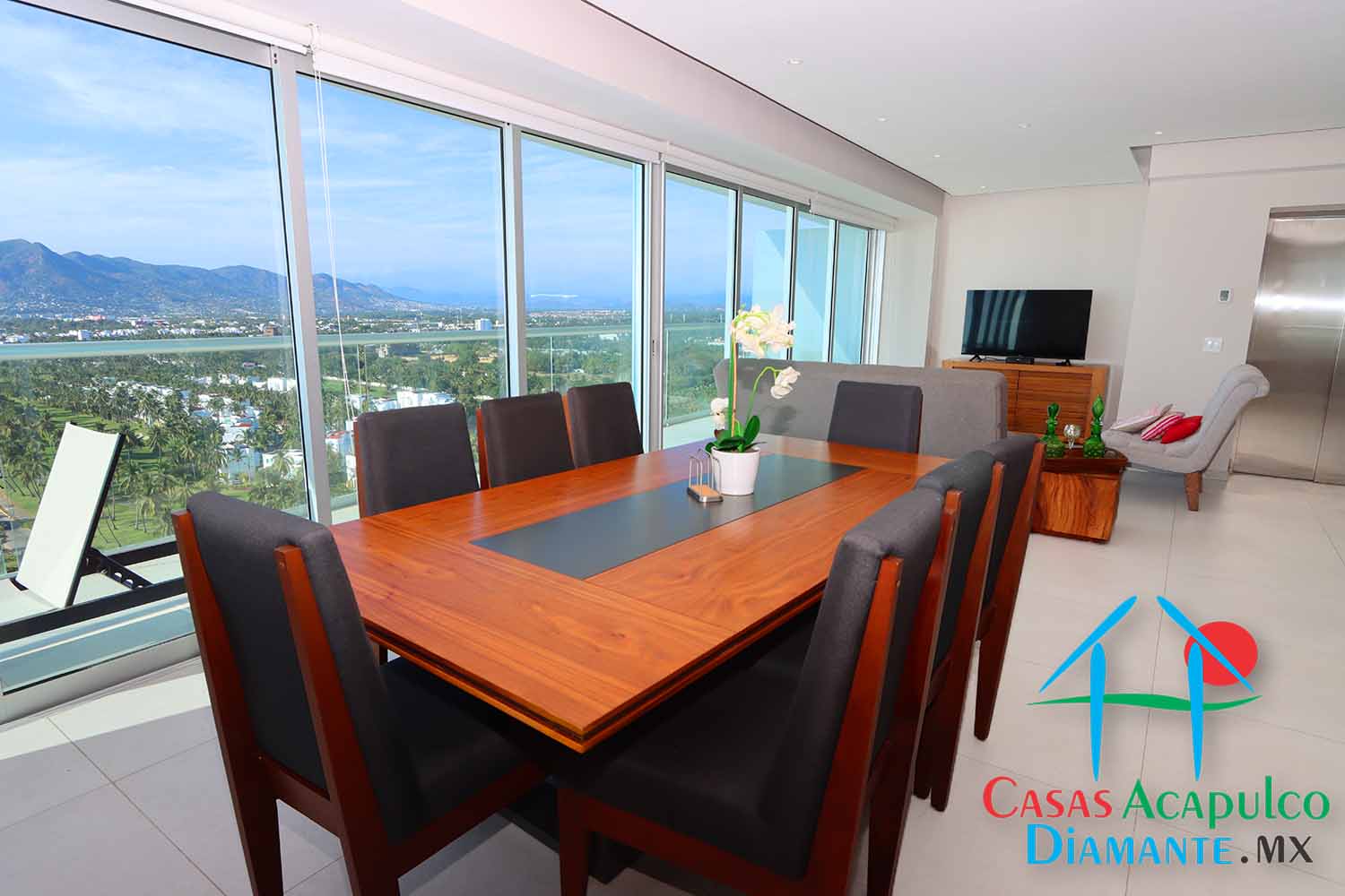 Velera I 18 - Estancia 9