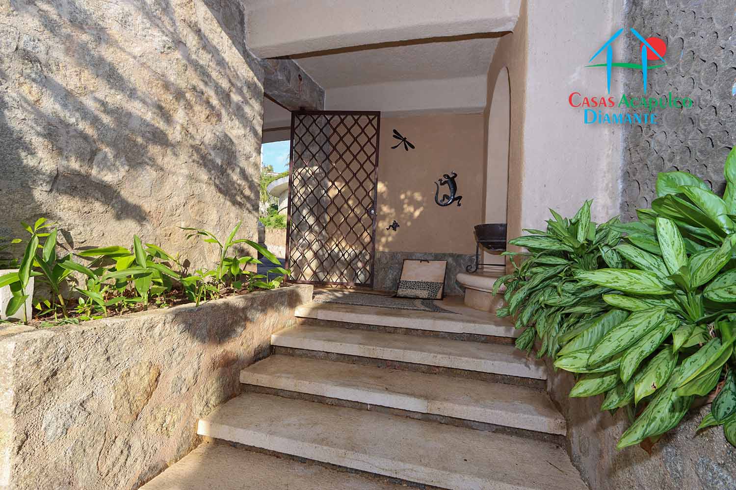 Puerta del Mar - Acceso 1